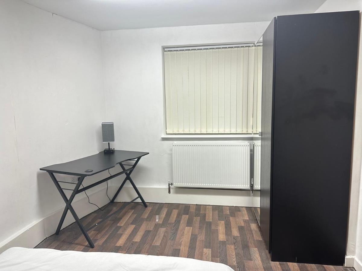 Bright, Warm & Cozy House In Harpurhey Apartment *