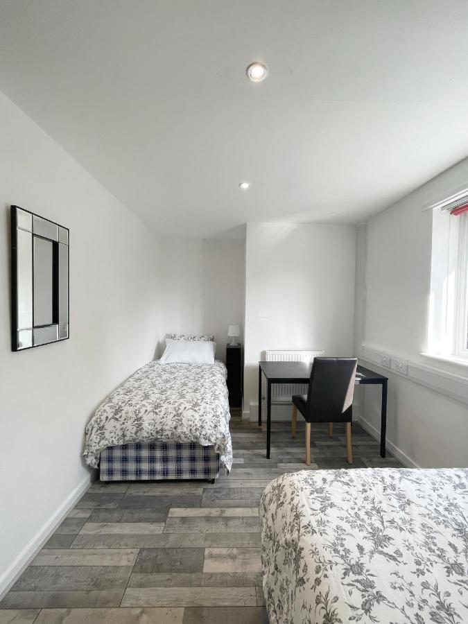 Bright, Warm & Cozy House In Harpurhey Apartment Manchester