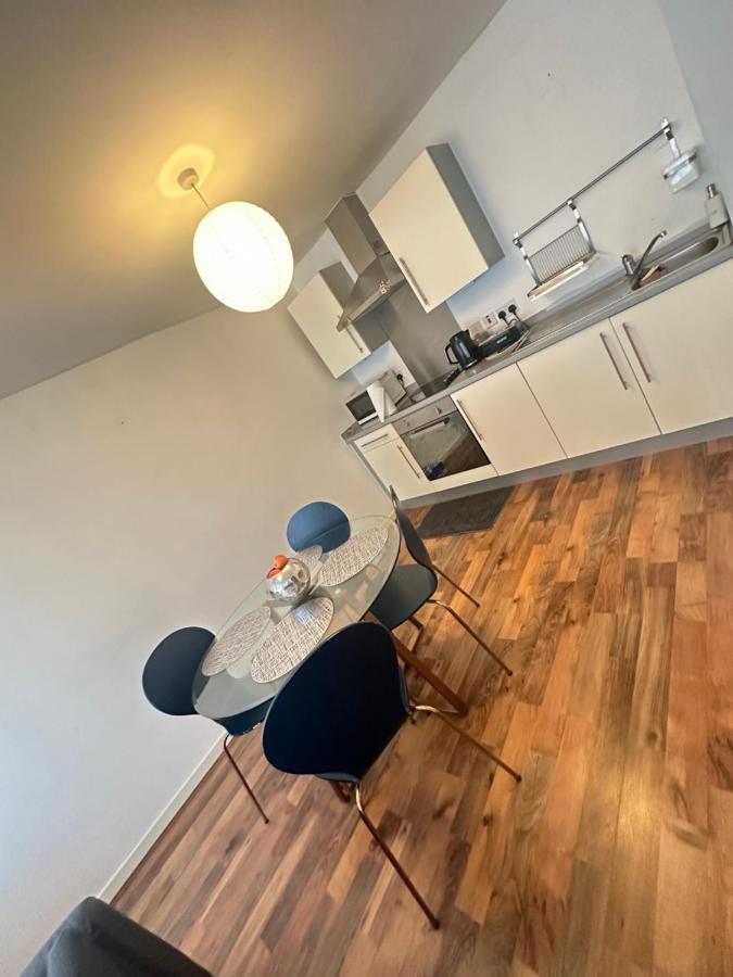 Unparalleled Convenience! Luxury Apartment