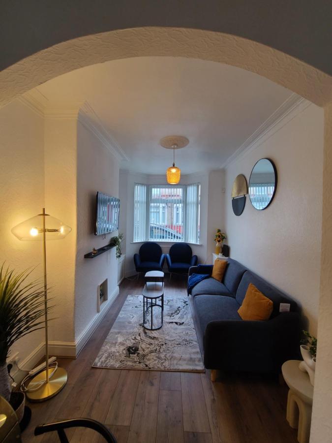 Holiday home Modern Cosy 2 Bed 2 Baths Manchester