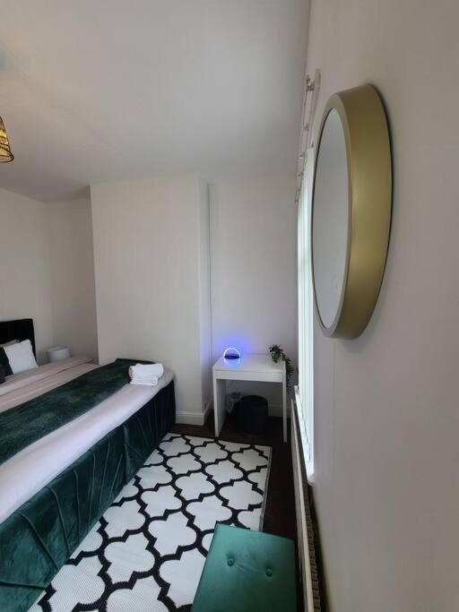 Modern Cosy 2 Bed 2 Baths Holiday home *