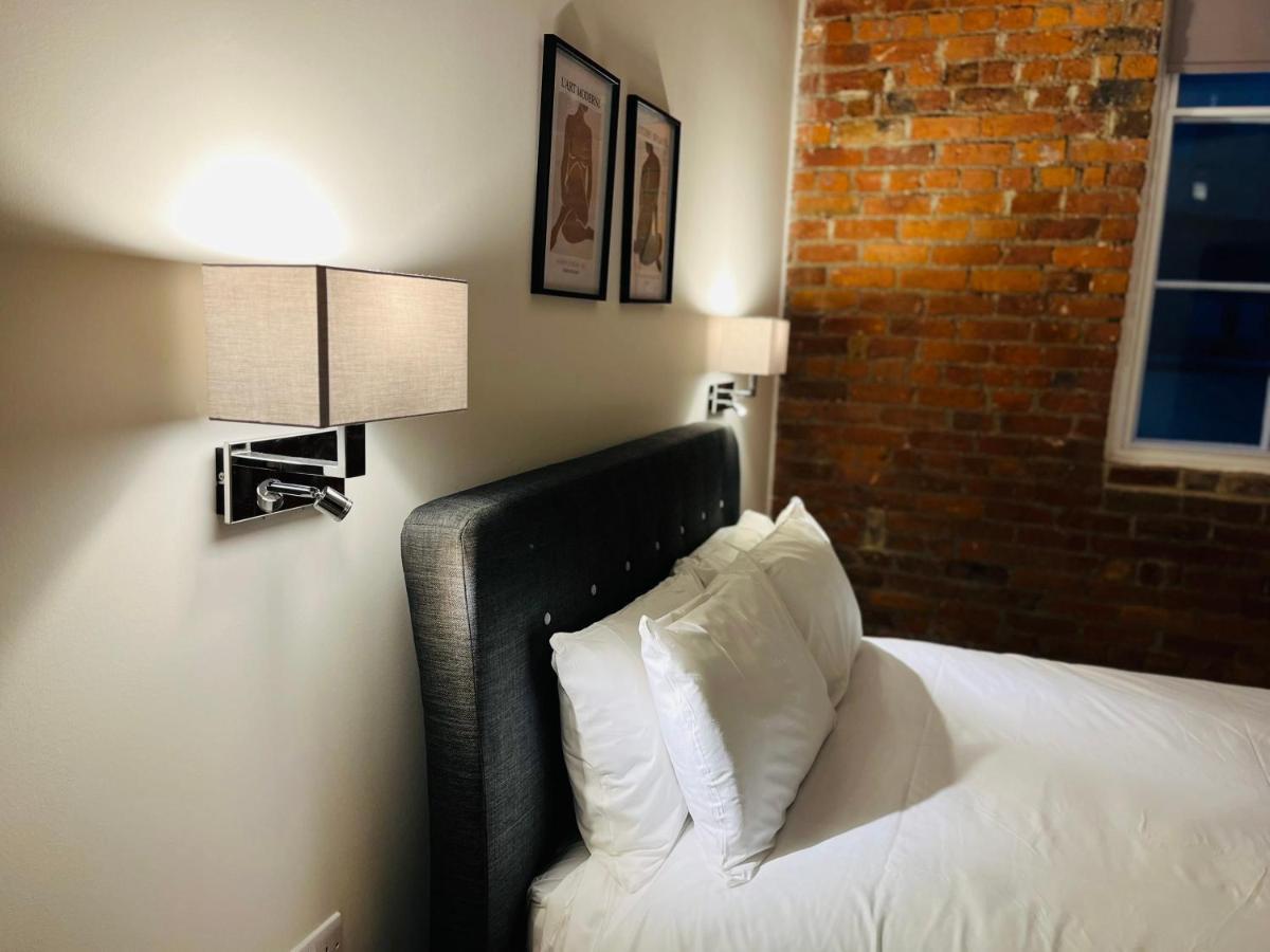 Stunning 2 Bedroom In The Centre Apartment