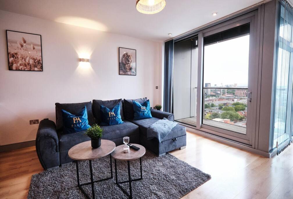 Pluxa Nordic Sky - Spacious Gem 2bed 2bath, & Free Parking