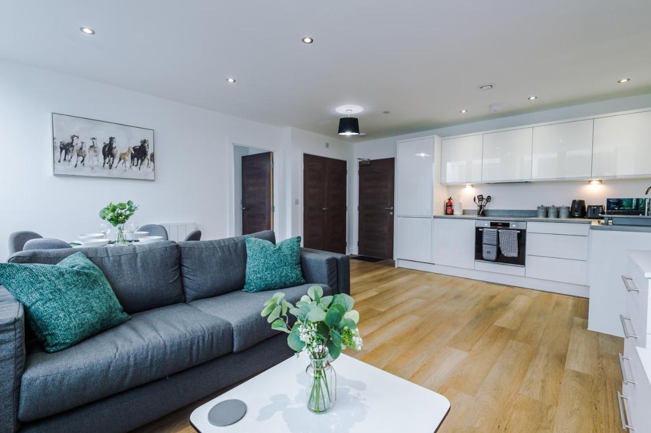 Apartment Stylish Haven: 2-bed Manchester