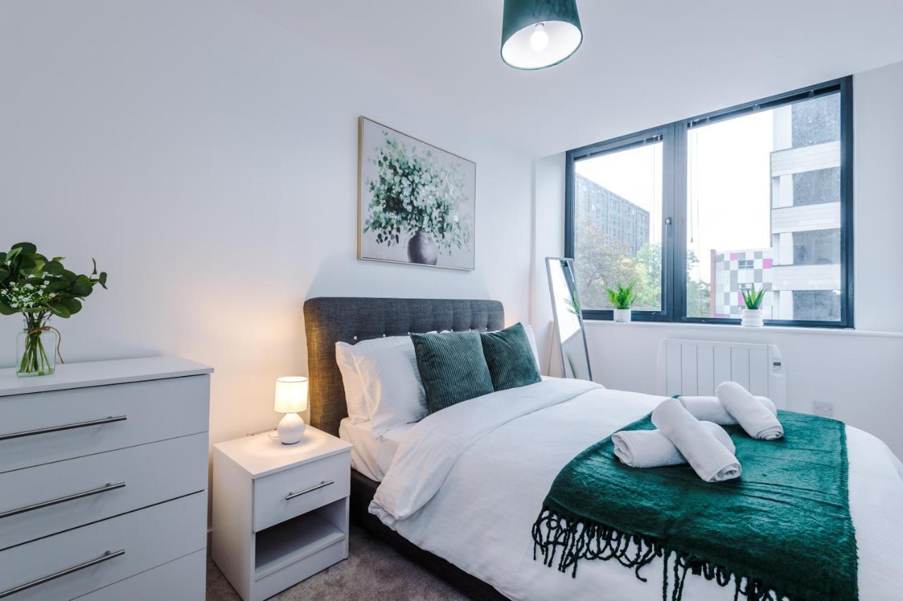 Stylish Haven: 2-bed Apartment *