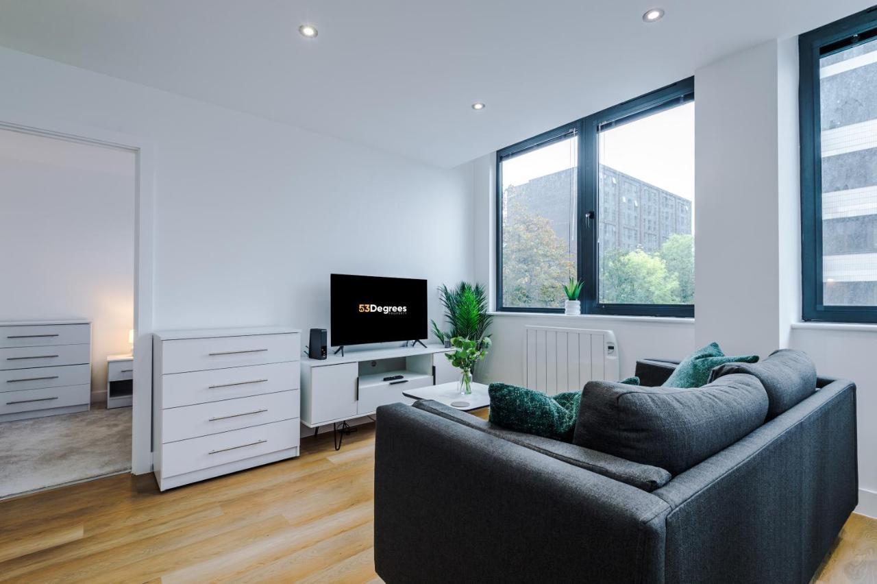 Apartment Stylish Haven: 2-bed