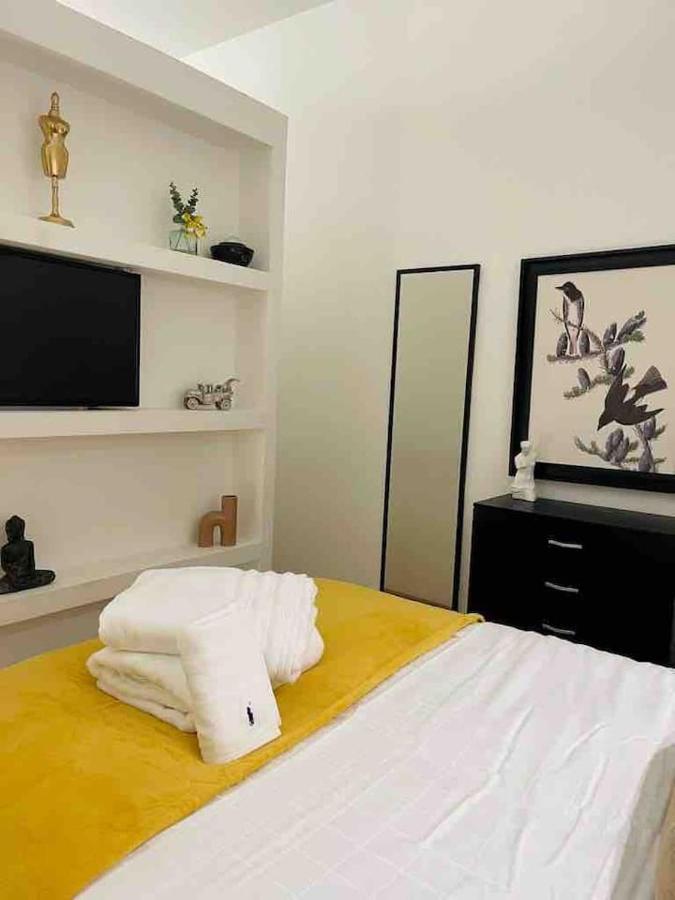 Miloe Homes ~ Old Trafford Apartment *
