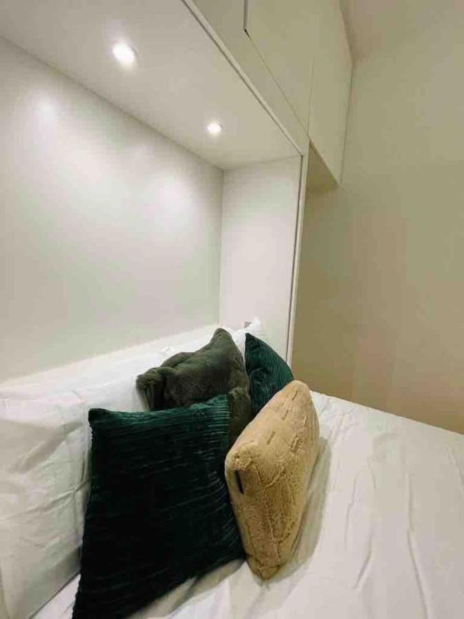 Miloe Homes ~ Old Trafford Apartment
