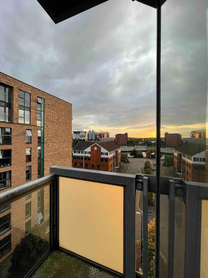 Miloe Homes ~ Old Trafford Apartment *