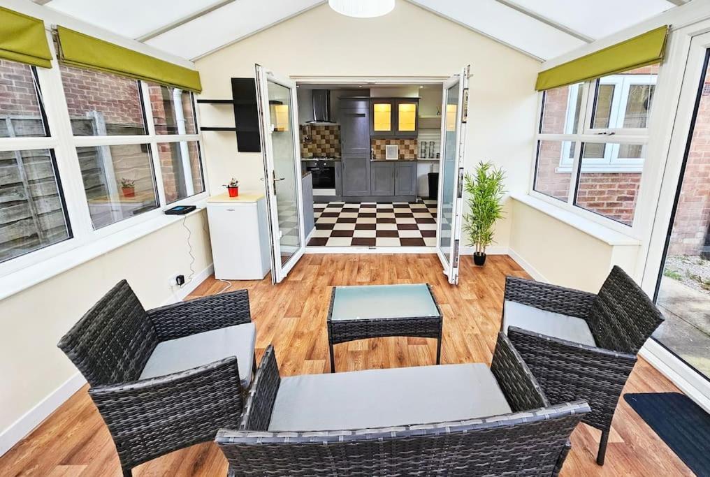 Moston, Apartment Manchester