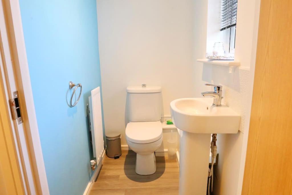 Holiday home Luxurious Townhouse In *
