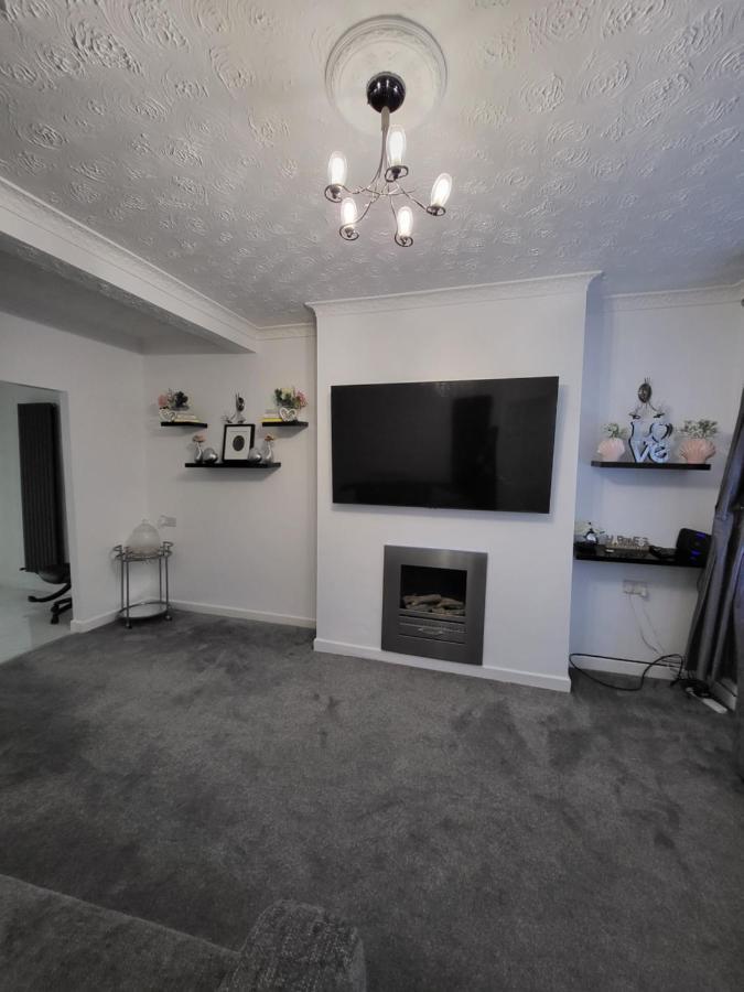 Holiday home Serene 3br With Free Parking *
