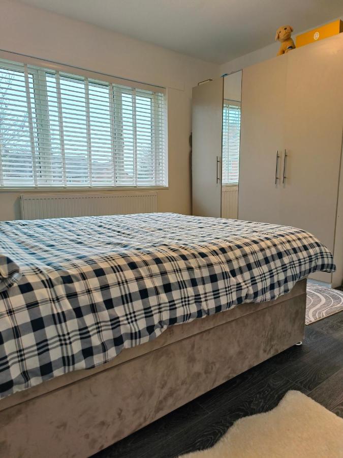 Modern Fully Furnished 3 Bedroom House *