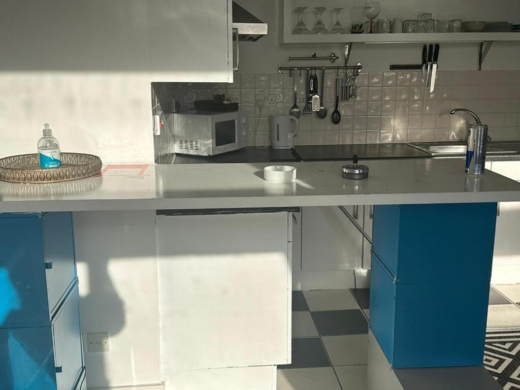 Stunning Two Bedroom Apartment, Amazing Views Apartment *