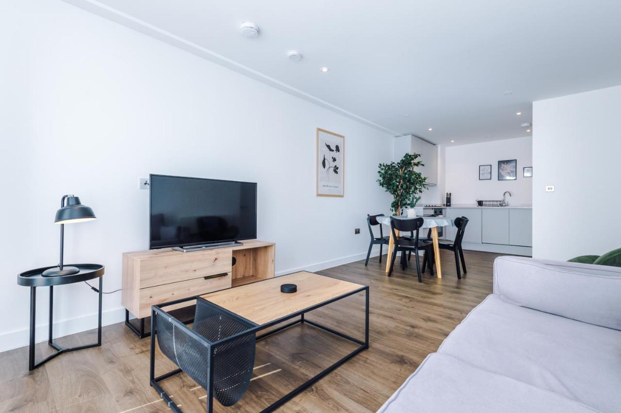 Apartment Hilltop Serviced - Salford Quays *