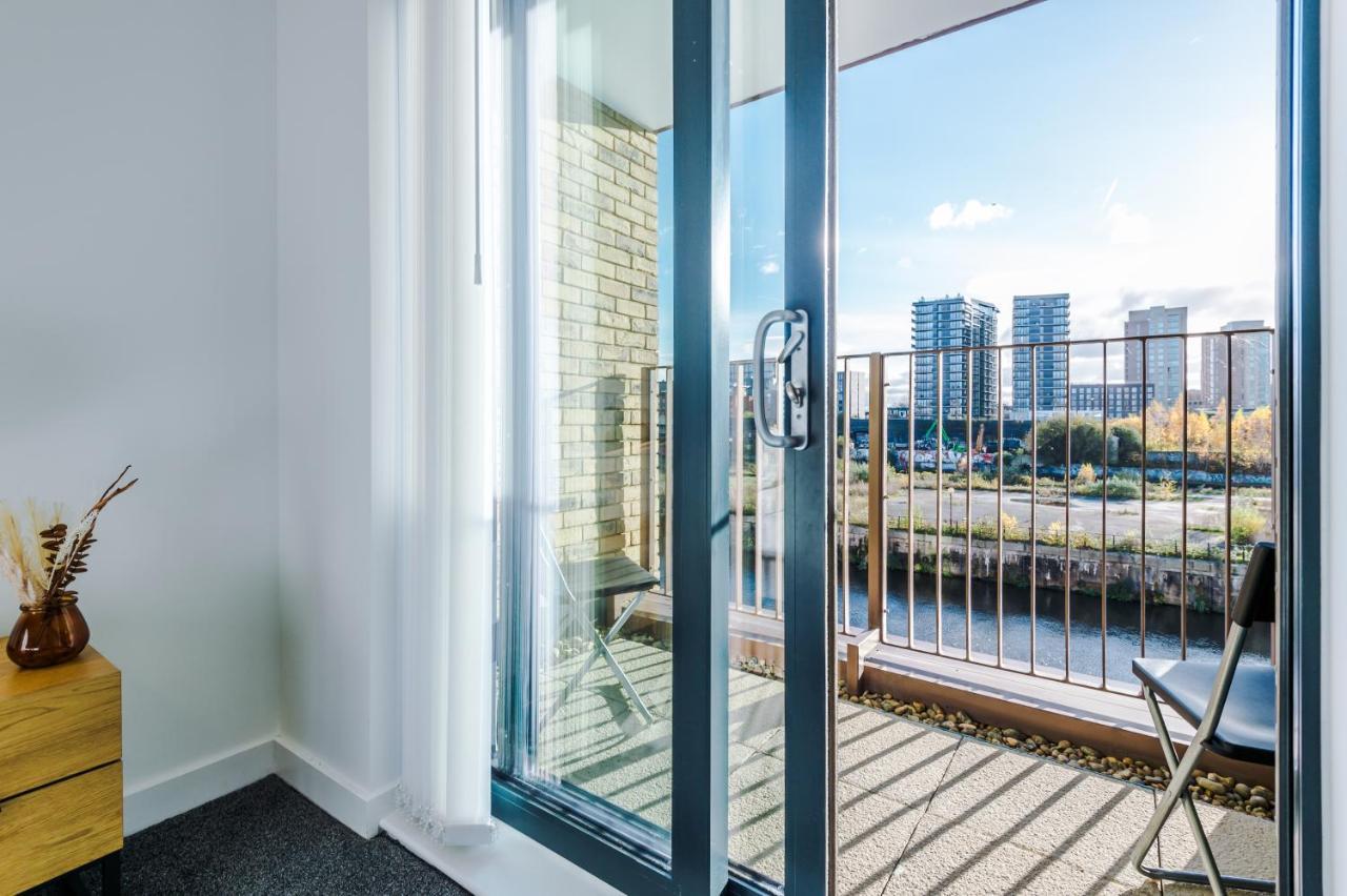 Hilltop Serviced - Salford Quays