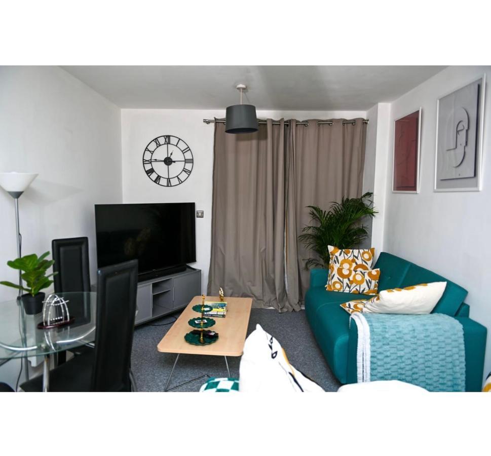 Homestay In A Flat Manchester