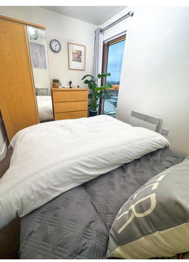 In A Flat Homestay Manchester