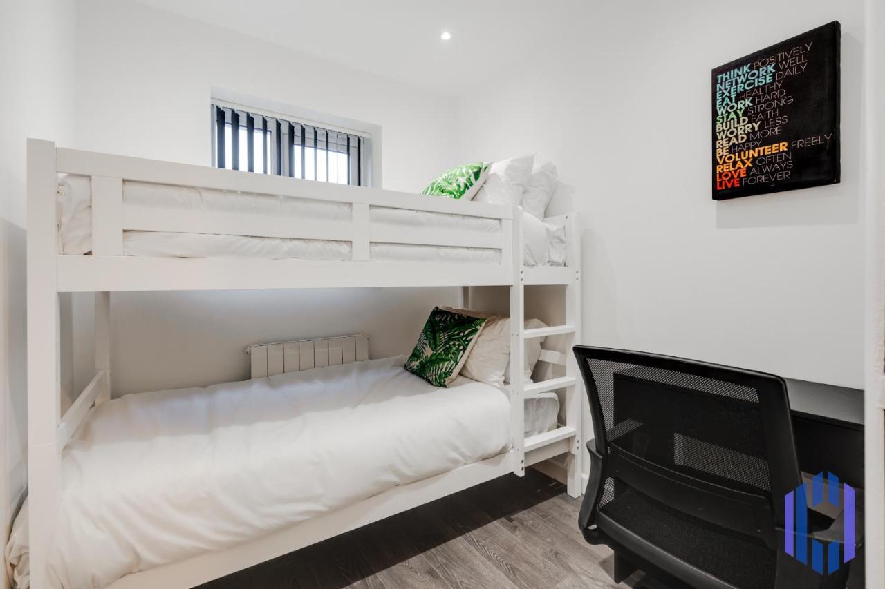 Holiday home Stylish 4bd - Coop Live - Etihad - Parking - Ev Manchester