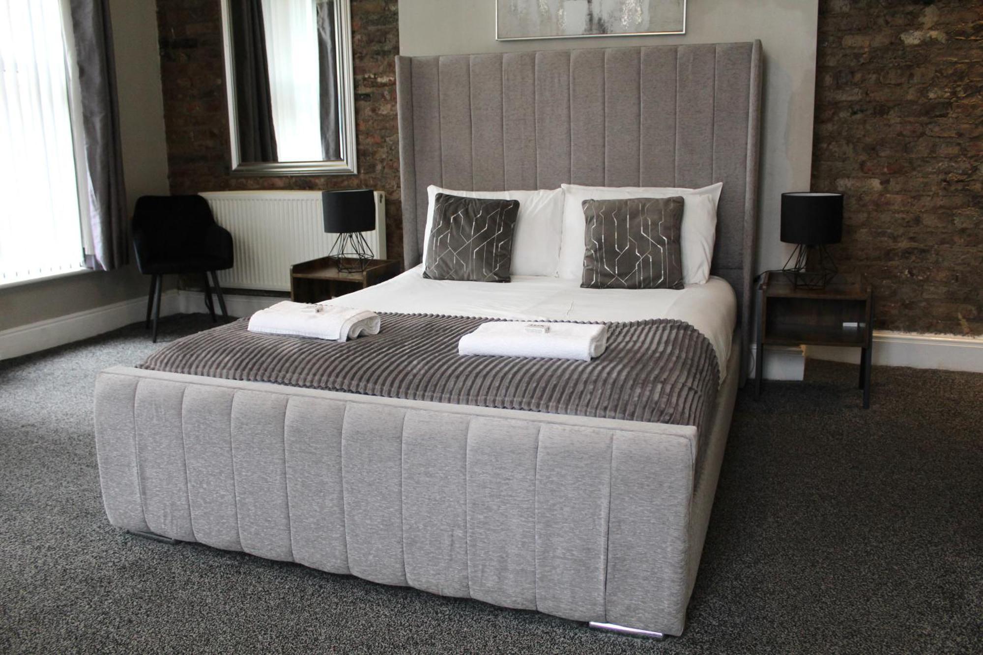 Hotel Mitre Centre 3*