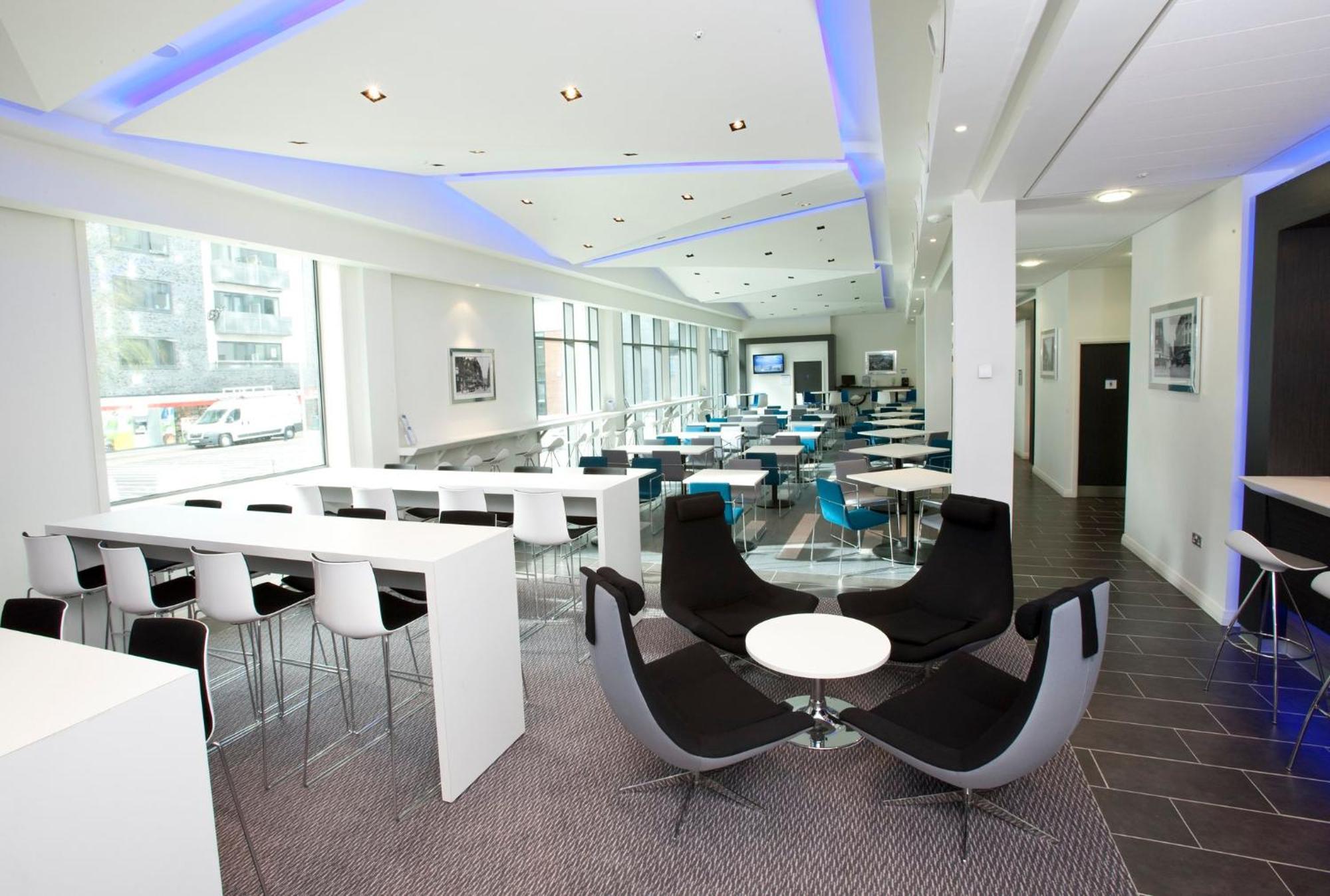 Express Centre Arena By Ihg Hotel 3*