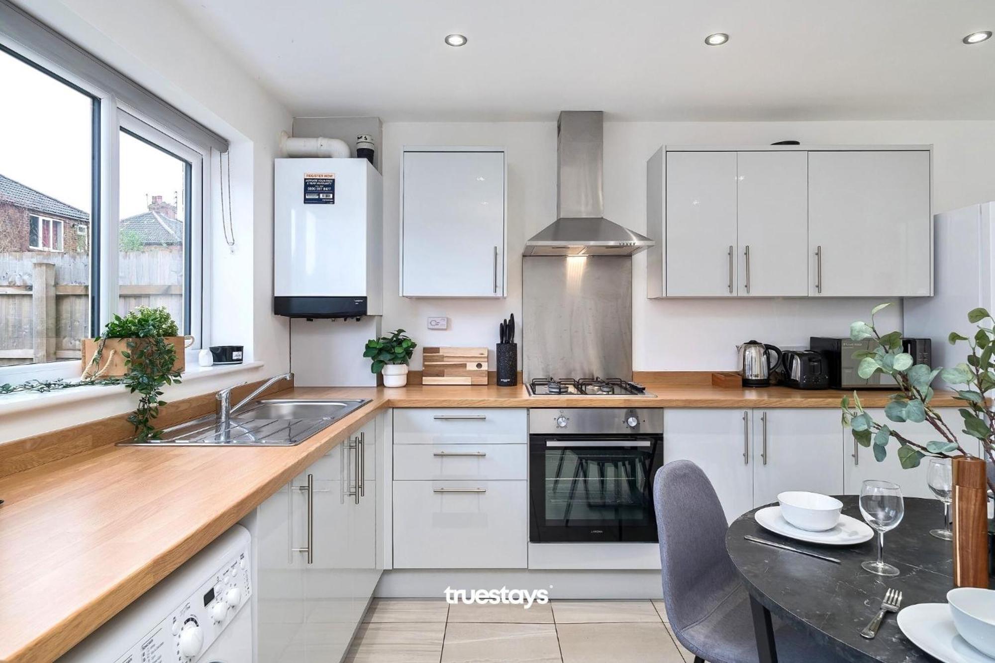 Holiday home Ashworth House By Truestays - New 3 Bedroom House In Failsworth, Manchester