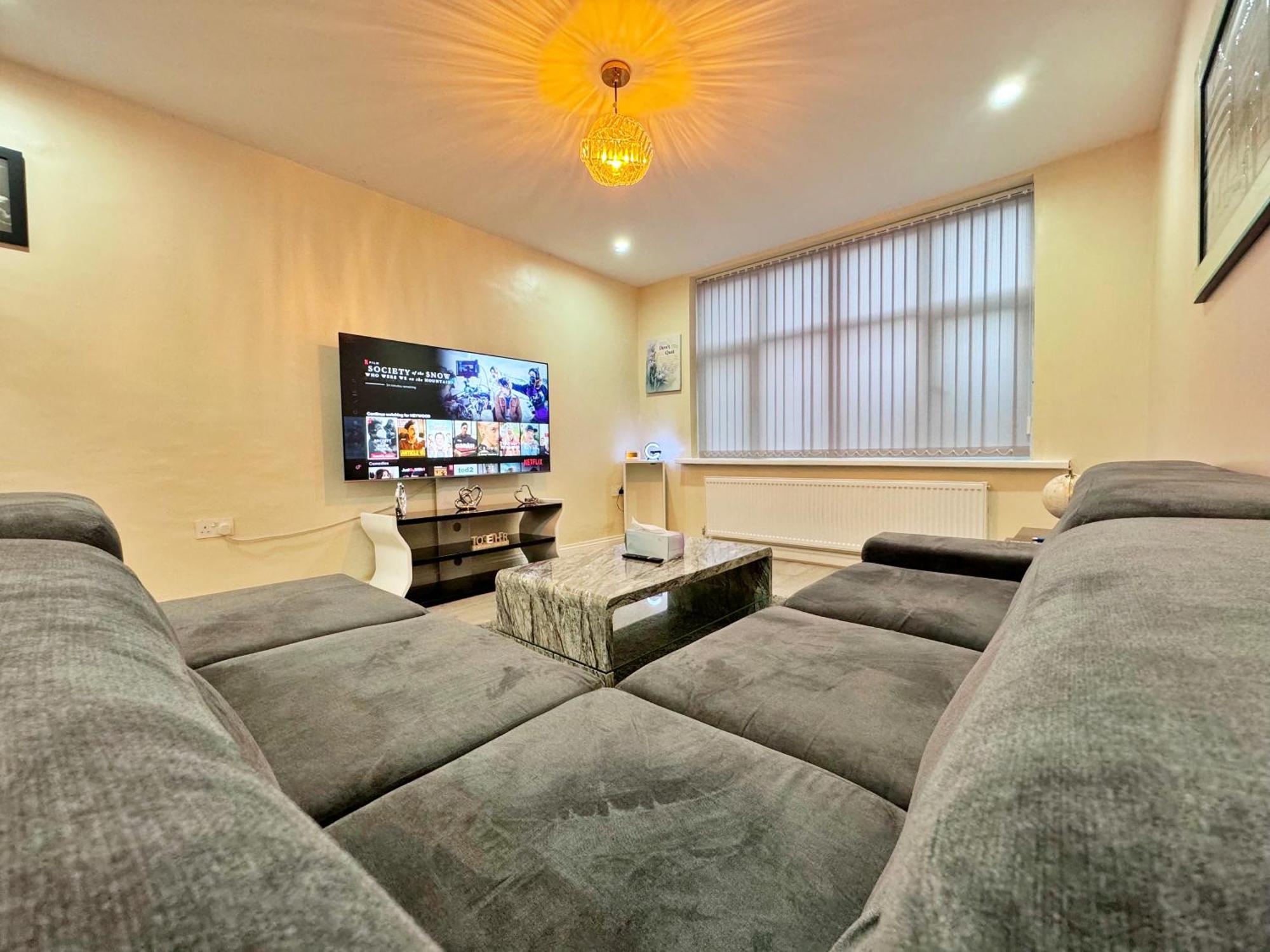 Holiday home Full In Heywood Street Near Cheetham Hill *