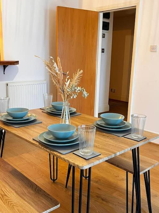 Summer Vibes 1 Bedroom Mcr City. *