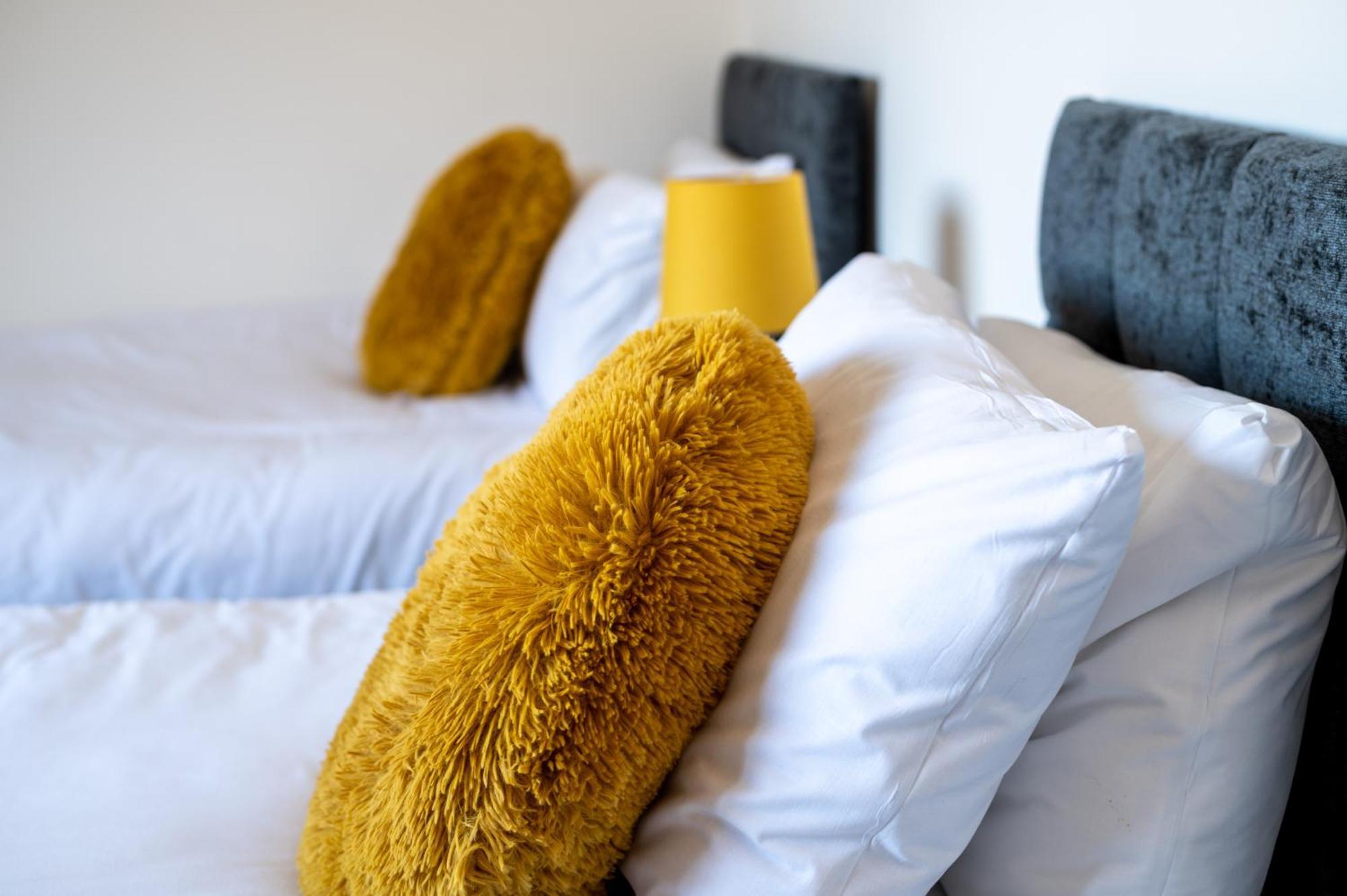 Starview Apartment-manchester Airport Holiday home *