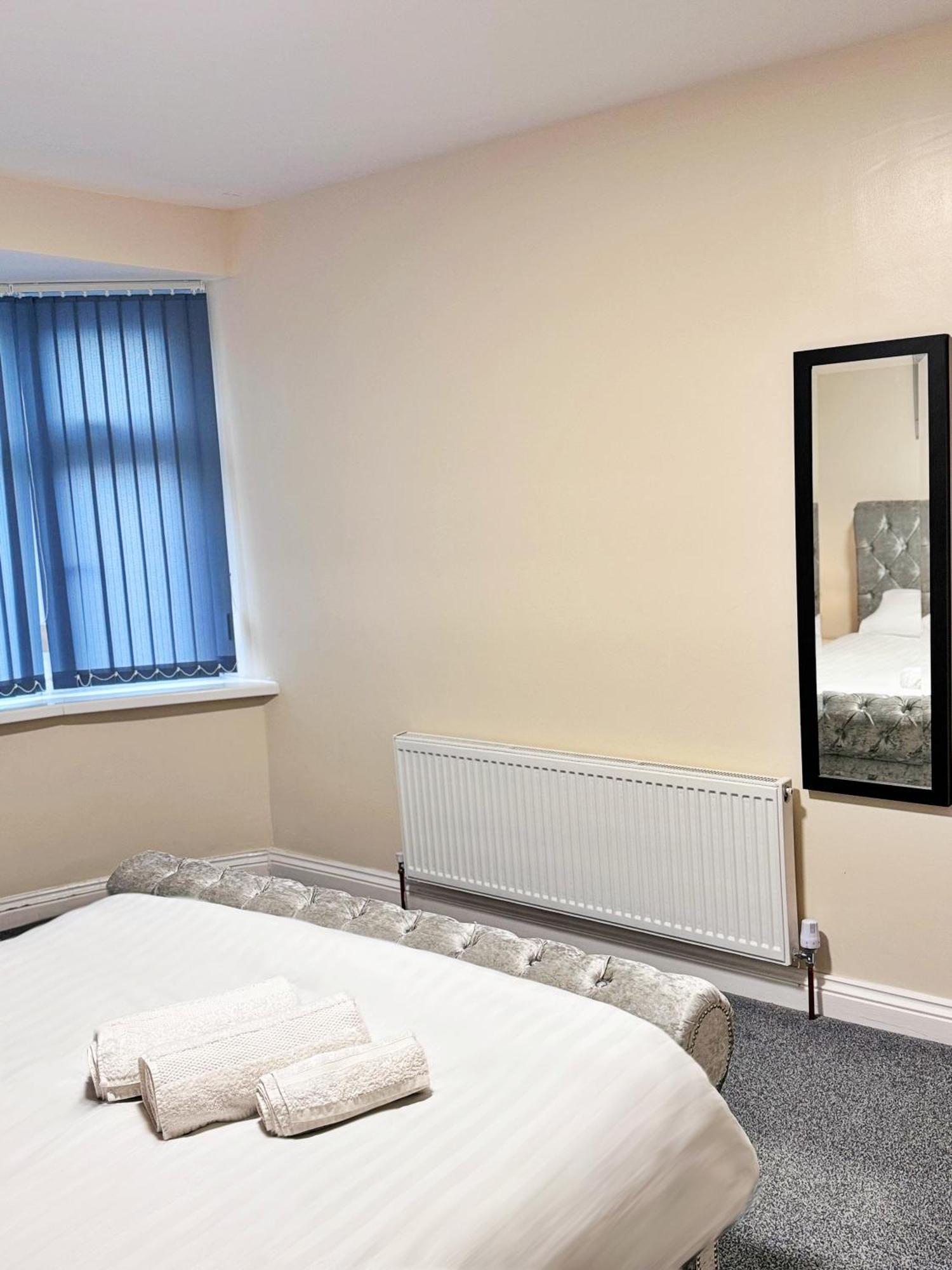 Holiday home Full In Heywood Street Near Cheetham Hill Manchester