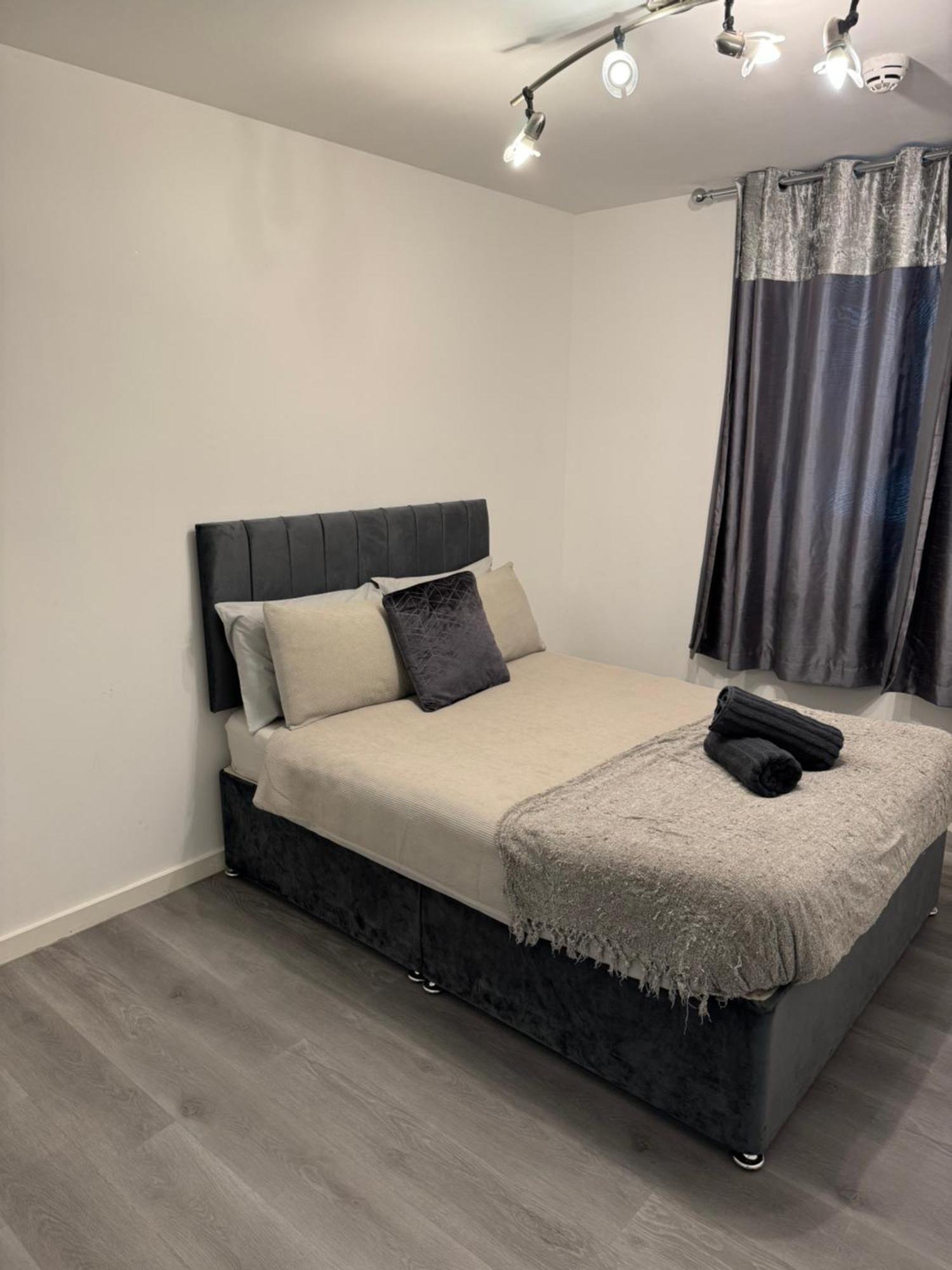 Modern Smart 2 Bedroom