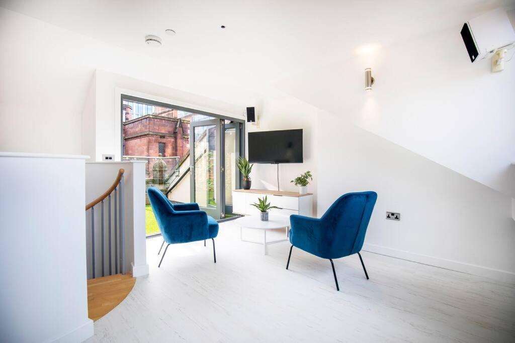 Townhouse With Roof Terrace Holiday home Manchester