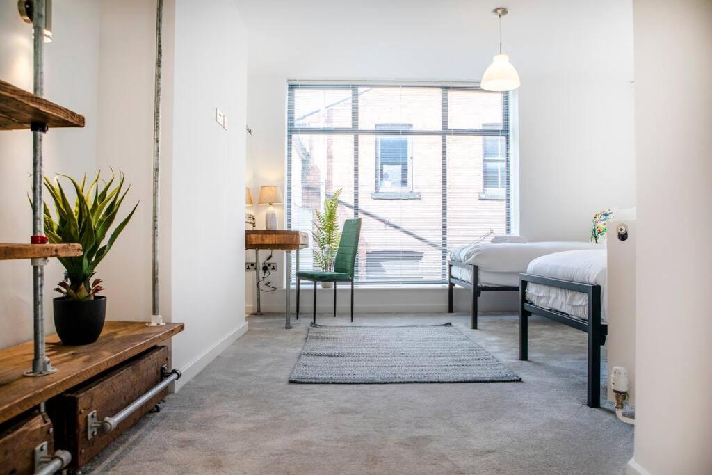 Townhouse With Roof Terrace * Manchester