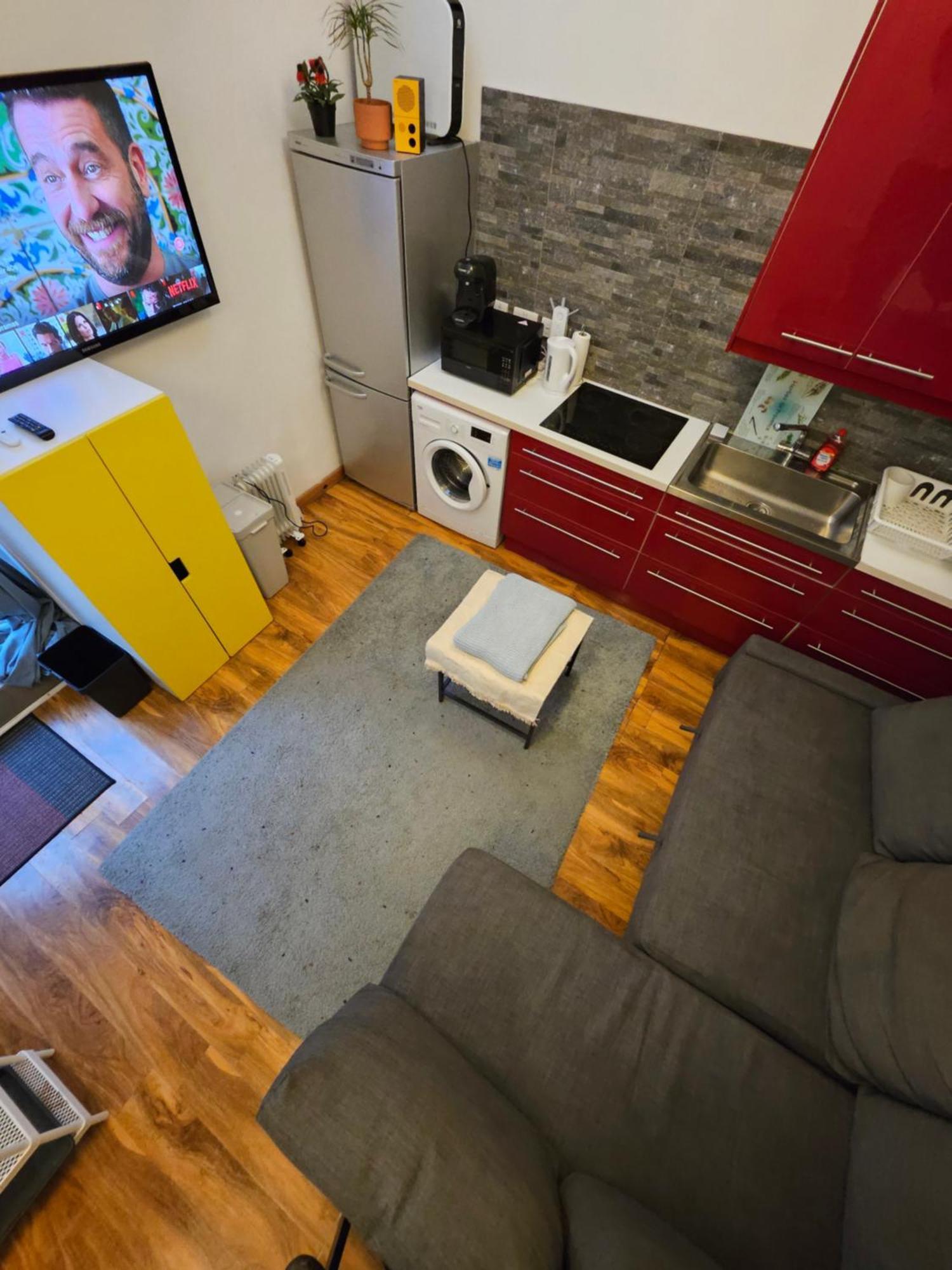 Amazing Open Plan Living Apartment