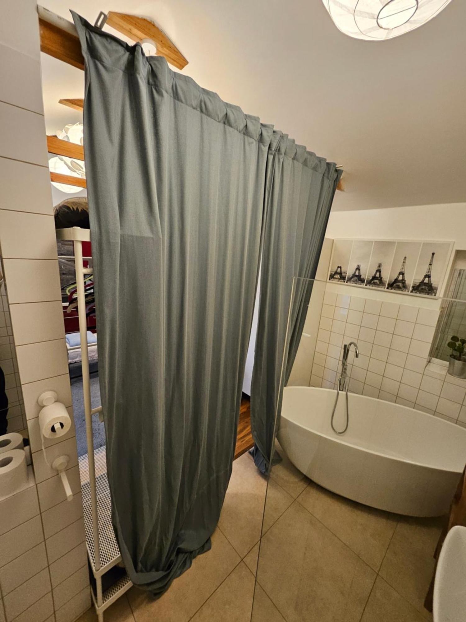 Amazing Open Plan Living * Manchester