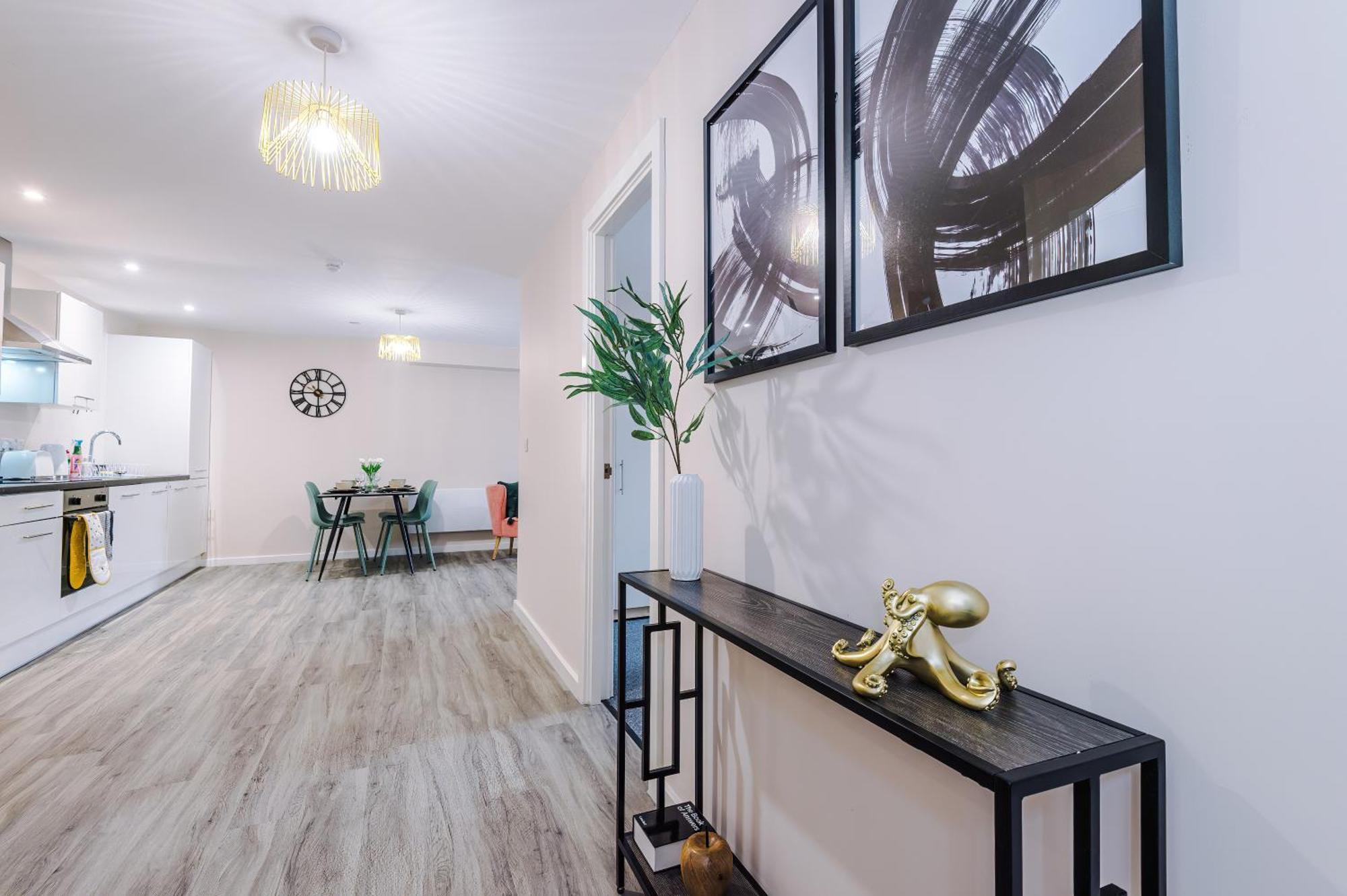 Deluxe New Build 2 Bedroom 2 Bathroom - Free Secure Parking * Manchester