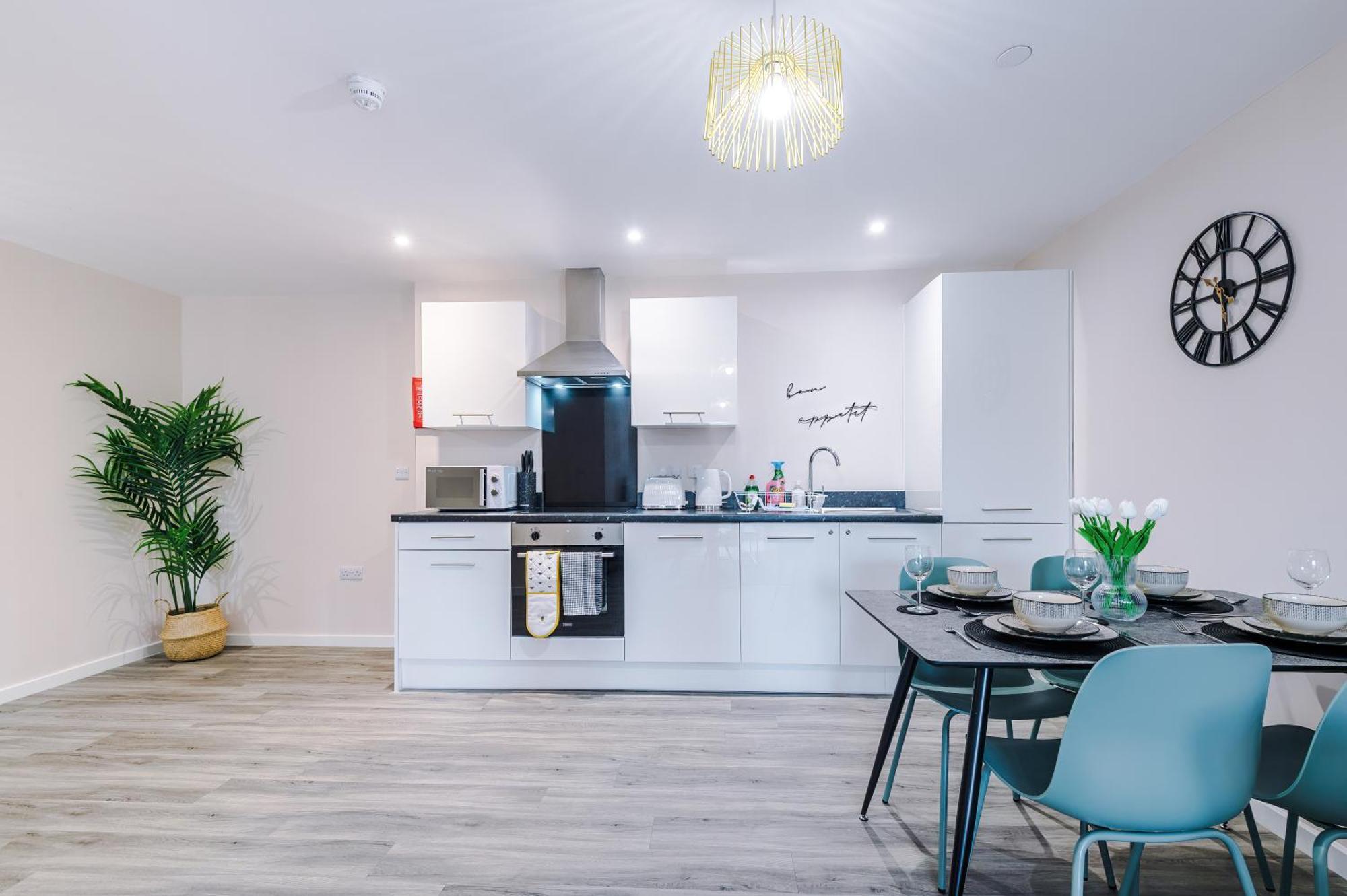 Apartment Deluxe New Build 2 Bedroom 2 Bathroom - Free Secure Parking