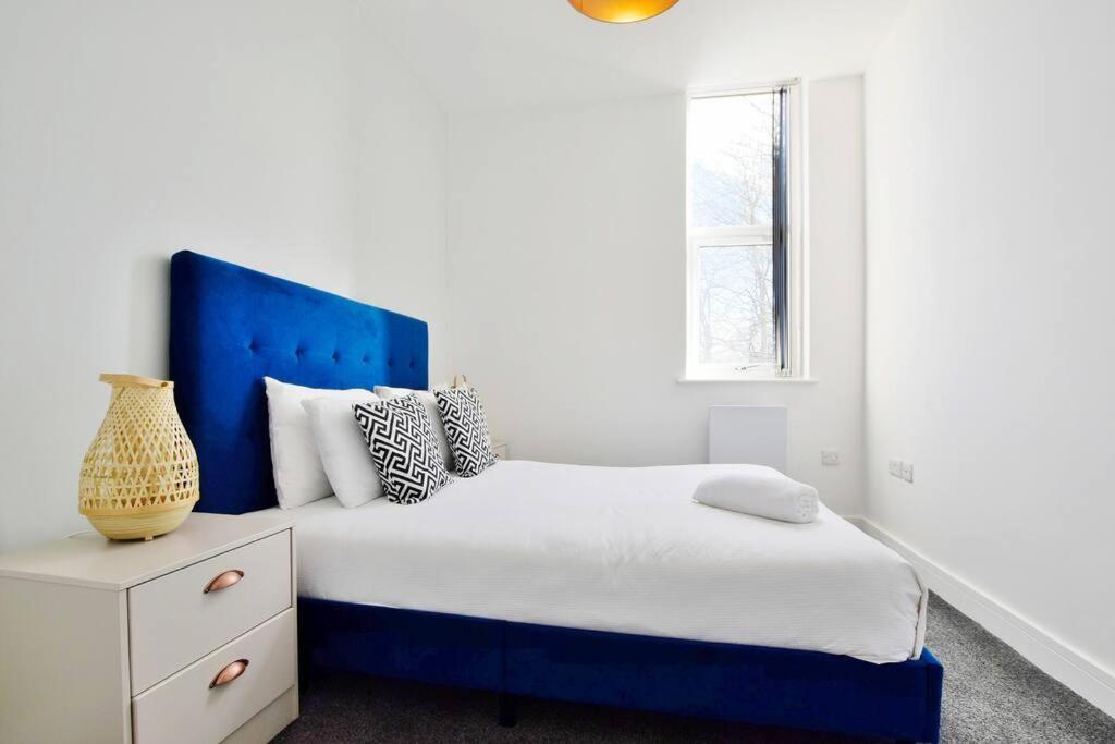 Apartment Free Parking - Beautiful 2-br Flat In