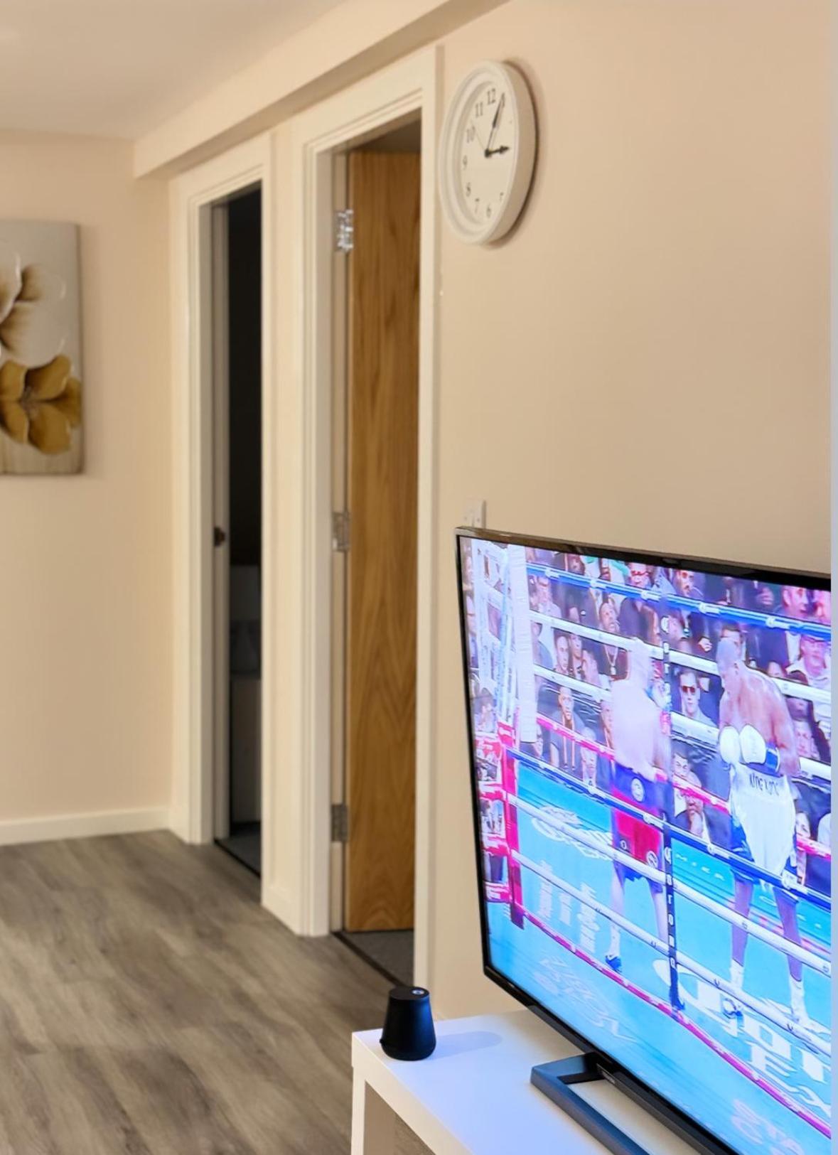 Luxury 2 Bedroom In Centre - Free Parking * Manchester