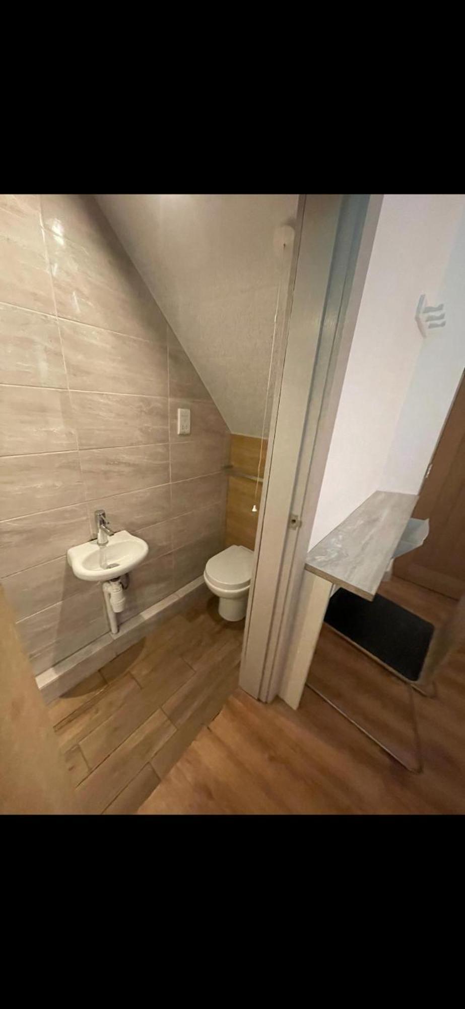 Luxury En-suite For Single Professional Homestay Manchester
