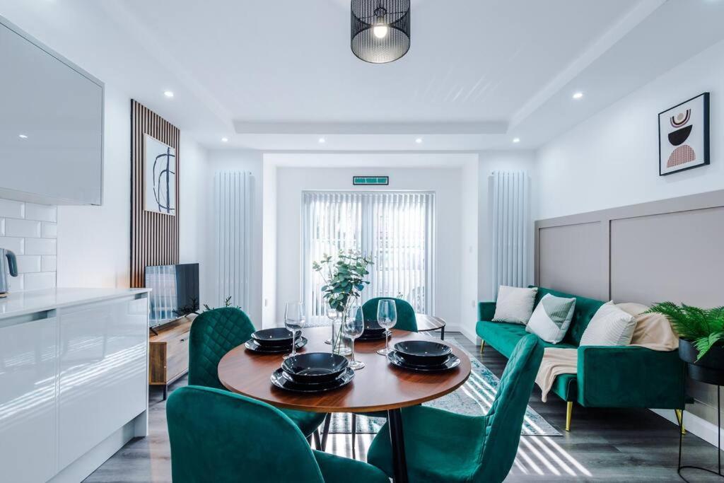 Apartment Heart Of Didsbury Luxury 2 Bed By Hass Haus