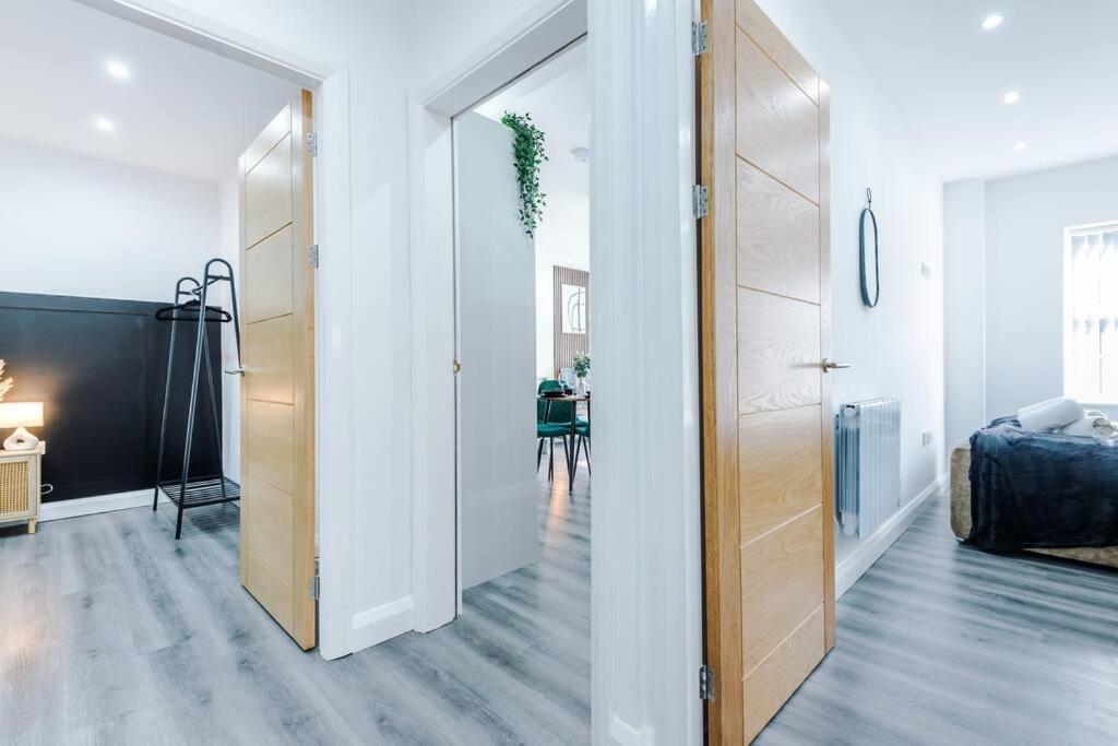 Apartment Heart Of Didsbury Luxury 2 Bed By Hass Haus *