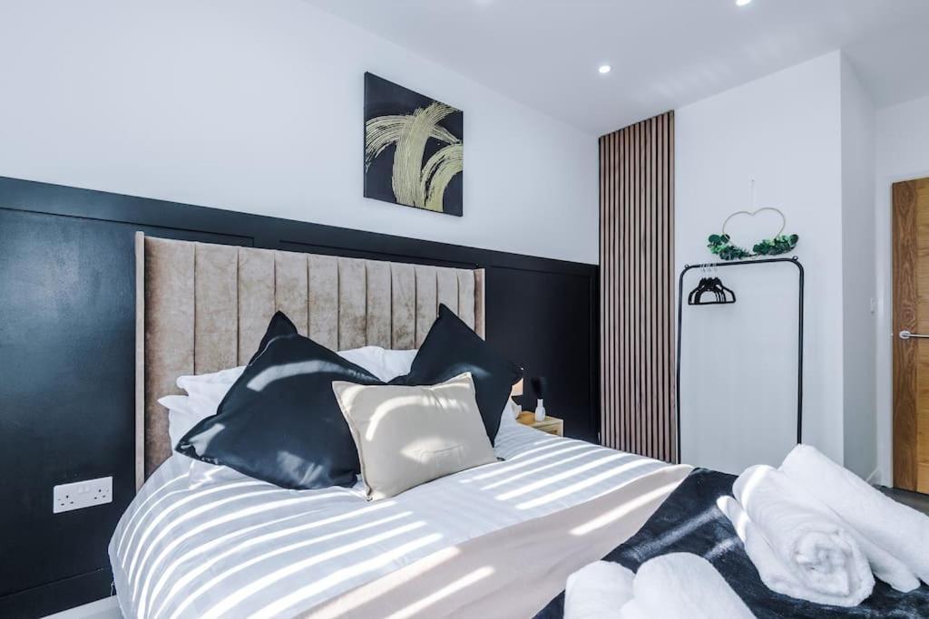 Apartment Heart Of Didsbury Luxury 2 Bed By Hass Haus *
