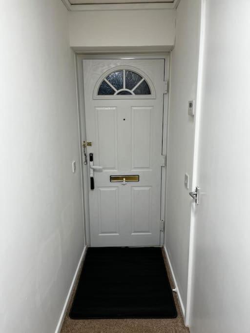 Holiday home Salford 2-bed - Near Uni & Mcr Centre