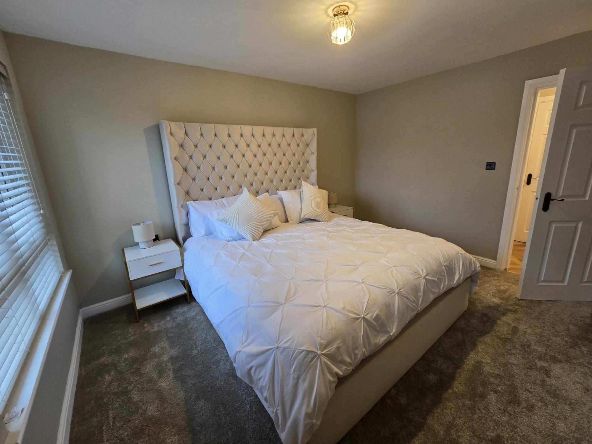 New 2 Bedroom In - Stretford - Old Trafford Close To Football-cricket Ground & Centre Apartment Manchester