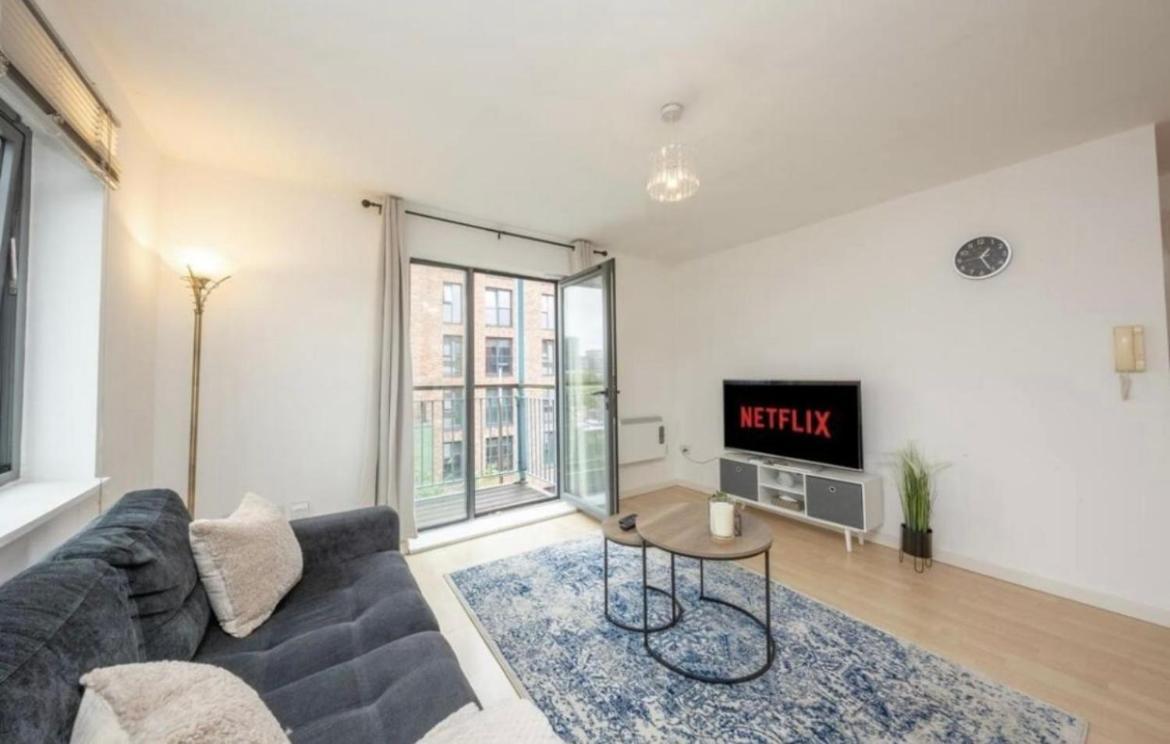 Apartment Novanest Salford