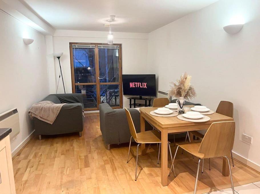 2 Bedroom City Center Manchester