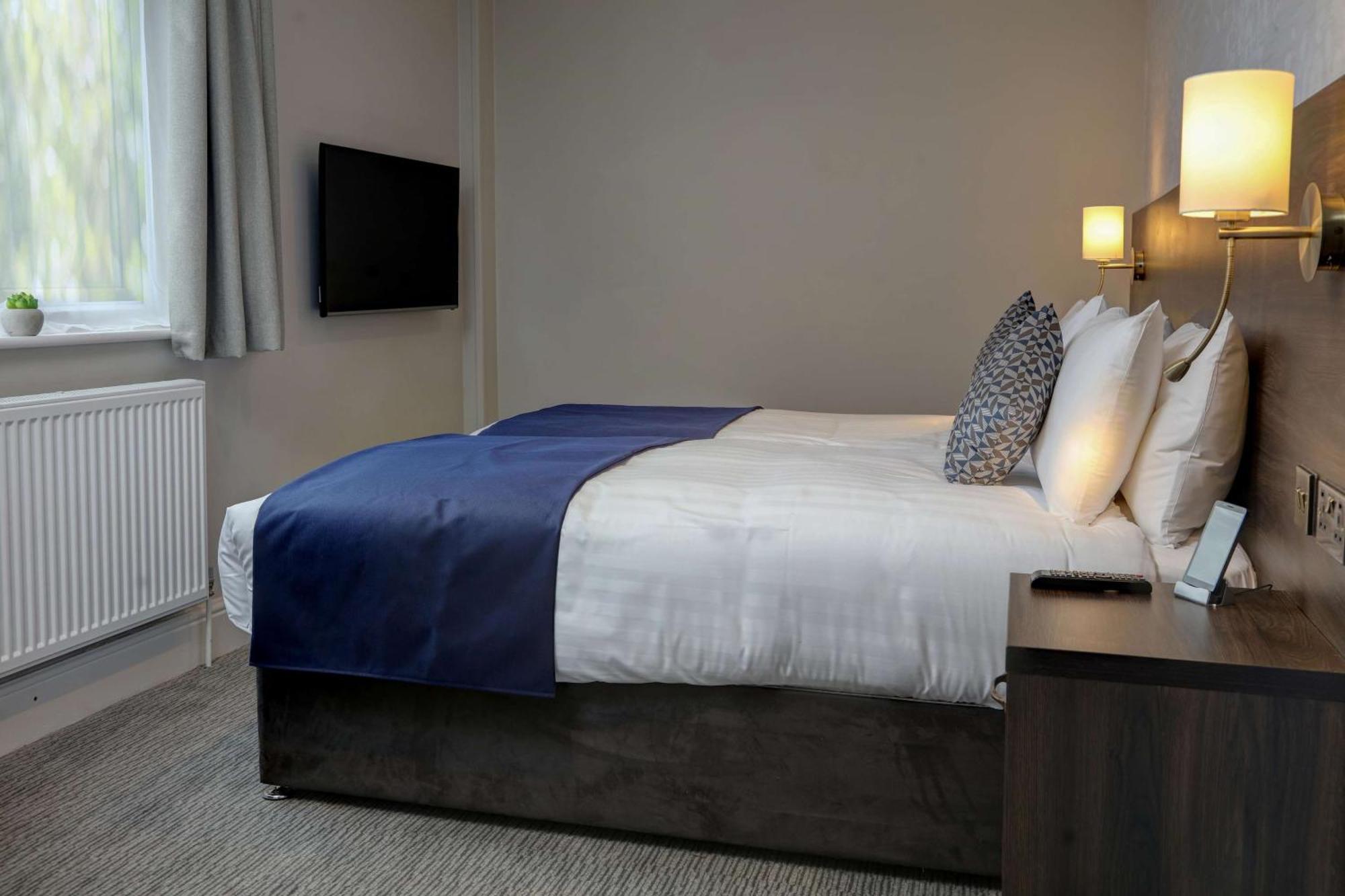 Trafford Hall Manchester, Trademark Collection By Wyndham Hotel 3*
