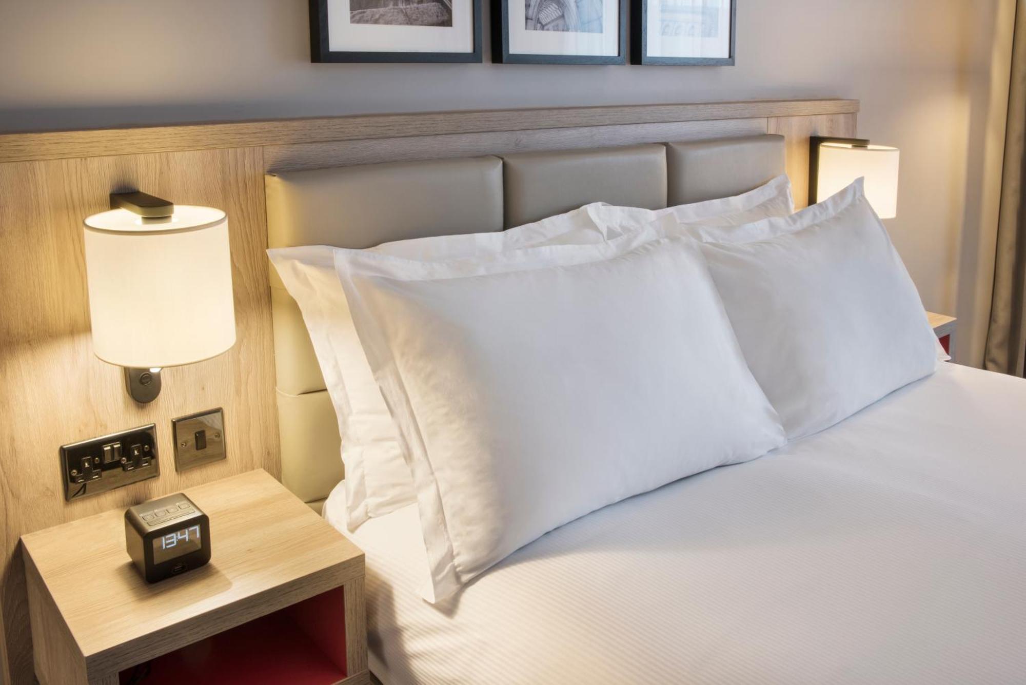 Hilton Garden Emirates Old Trafford 4*