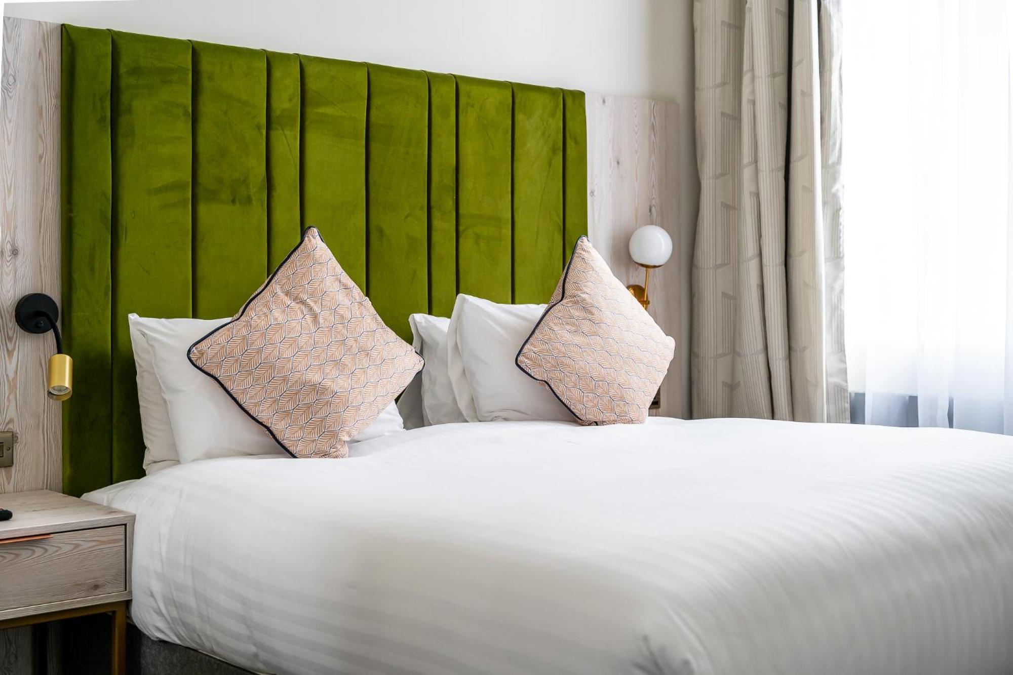Hotel Trafford Hall Manchester, Trademark Collection By Wyndham Manchester